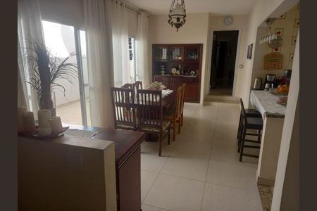 Casa para alugar com 3 quartos, 215m² em Jardim Marília, Campinas