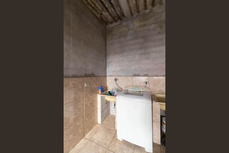 Casa para alugar com 100m², 2 quartos e sem vagaÁrea Comum - Área de Serviço