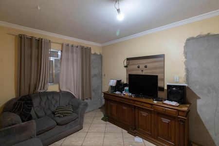 Sala de casa para alugar com 2 quartos, 100m² em Jardim Danfer, São Paulo