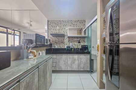 Apartamento para alugar com 125m², 2 quartos e 2 vagascozinha