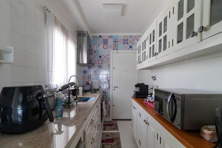 Apartamento à venda com 100m², 3 quartos e 2 vagas Apartamento à venda com 100m², 3 quartos e 2 vagasCozinha