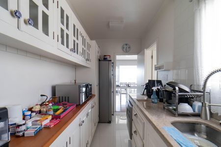 Apartamento à venda com 100m², 3 quartos e 2 vagas Apartamento à venda com 100m², 3 quartos e 2 vagasCozinha