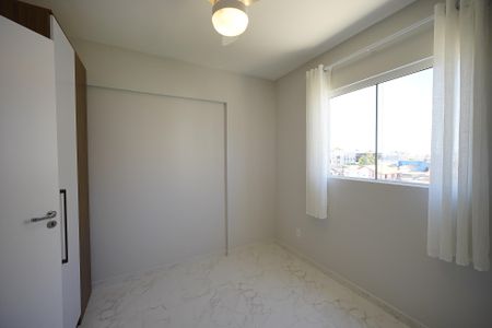Apartamento para alugar com 76m², 2 quartos e 1 vagaQuarto 1
