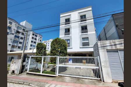 Apartamento para alugar com 76m², 2 quartos e 1 vagaFachada
