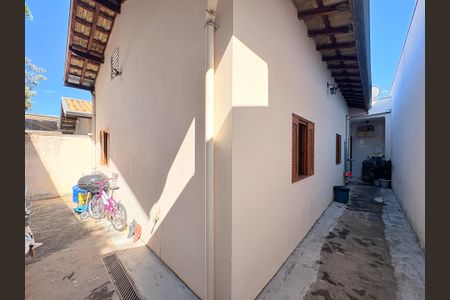 Casa de condomínio à venda com 84m², 3 quartos e 2 vagasQuintal