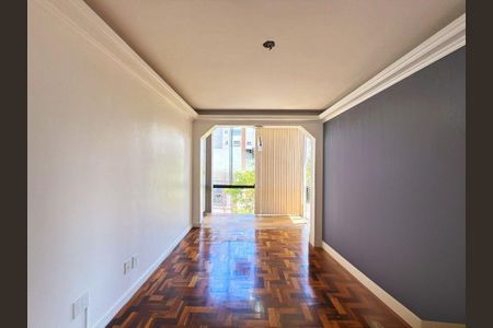 Sala  de apartamento para alugar com 2 quartos, 65m² em Passo d’Areia, Porto Alegre