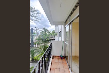 Apartamento à venda com 63m², 2 quartos e 1 vagaVaranda