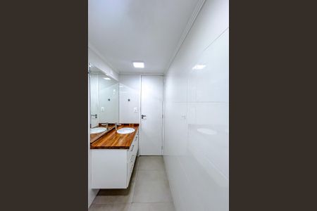 Apartamento à venda com 63m², 2 quartos e 1 vagaBanheiro