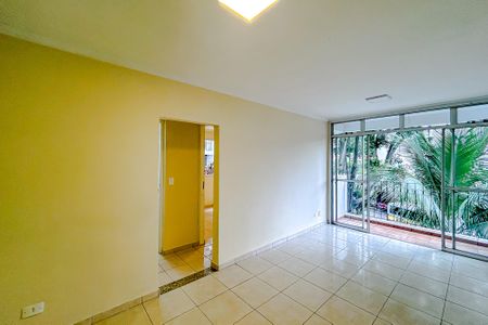 Apartamento à venda com 63m², 2 quartos e 1 vagaSala