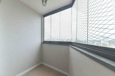 Apartamento para alugar com 60m², 2 quartos e 1 vagaSala