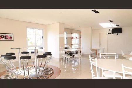 Apartamento à venda com 86m², 3 quartos e 2 vagas Apartamento à venda com 86m², 3 quartos e 2 vagasÁrea comum - Salão de festas