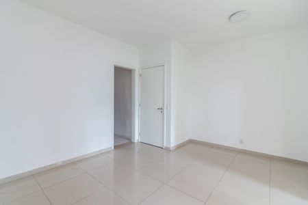Apartamento à venda com 86m², 3 quartos e 2 vagas Apartamento à venda com 86m², 3 quartos e 2 vagasSala