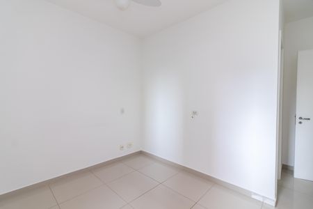 Apartamento à venda com 86m², 3 quartos e 2 vagas Apartamento à venda com 86m², 3 quartos e 2 vagasSuíte