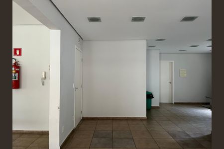 Apartamento para alugar com 54m², 2 quartos e 1 vaga Apartamento para alugar com 54m², 2 quartos e 1 vagaÁrea comum - Salão de festas