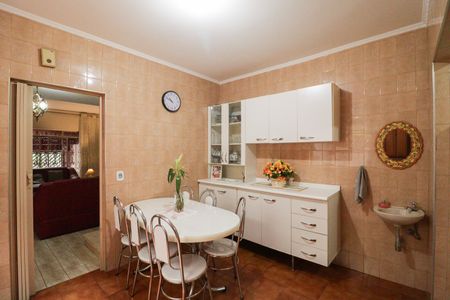 Cozinha de casa à venda com 4 quartos, 160m² em Conjunto Residencial Santa Terezinha, São Paulo
