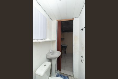 Casa para alugar com 130m², 3 quartos e 1 vaga Casa para alugar com 130m², 3 quartos e 1 vagaBanheiro de Serviço