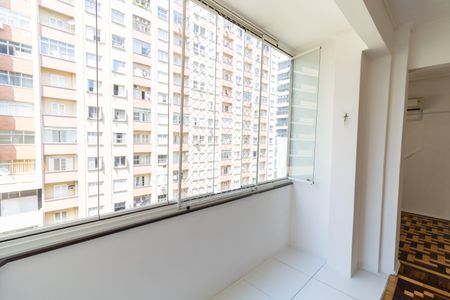 Apartamento à venda com 100m², 2 quartos e sem vagaSala