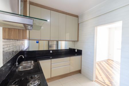 Cozinha de apartamento à venda com 2 quartos, 100m² em Centro Histórico, Porto Alegre
