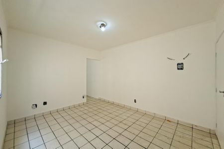 Sala de apartamento para alugar com 1 quarto, 70m² em Guilhermina, Praia Grande