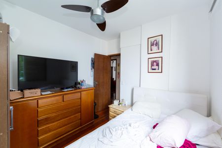 Apartamento à venda com 90m², 3 quartos e 1 vagaQUARTO2