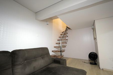 Sala de casa para alugar com 2 quartos, 132m² em Jardim Utinga, Santo André
