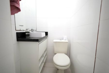 Casa para alugar com 132m², 2 quartos e 2 vagasBanheiro 1