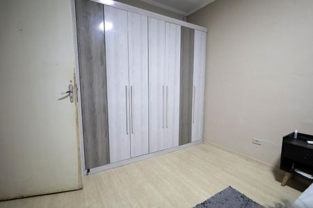 Casa para alugar com 132m², 2 quartos e 2 vagasQuarto 1