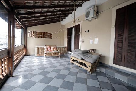 Casa para alugar com 132m², 2 quartos e 2 vagasVaranda