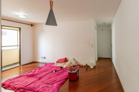 Sala de apartamento para alugar com 3 quartos, 65m² em Jardim Neide, São Paulo