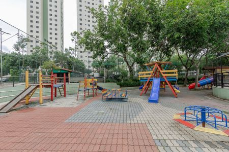 Apartamento à venda com 65m², 3 quartos e 1 vaga Apartamento à venda com 65m², 3 quartos e 1 vagaPlayground