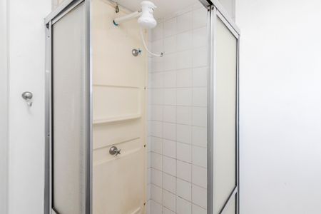 Apartamento à venda com 65m², 3 quartos e 1 vaga Apartamento à venda com 65m², 3 quartos e 1 vagaBanheiro