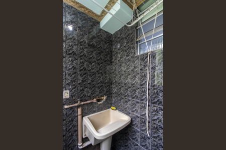 Apartamento à venda com 49m², 2 quartos e sem vaga Apartamento à venda com 49m², 2 quartos e sem vagaArea de Serviço