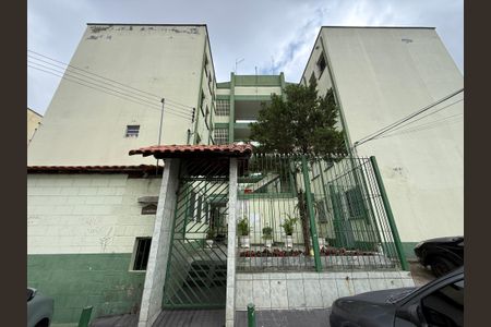 Apartamento à venda com 49m², 2 quartos e sem vaga Apartamento à venda com 49m², 2 quartos e sem vagaFachada
