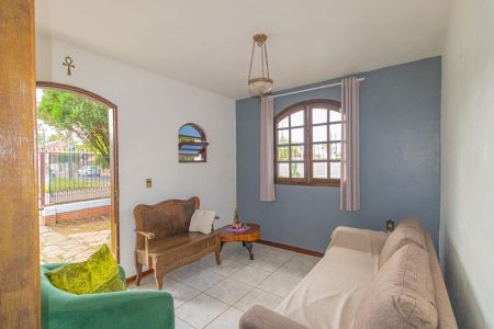 Sala de casa à venda com 6 quartos, 290m² em Rio Branco, Canoas