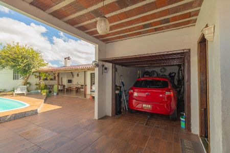 Casa à venda com 290m², 6 quartos e 4 vagasGaragem