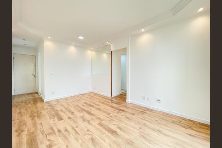 Sala de apartamento à venda com 3 quartos, 62m² em Km 18, Osasco