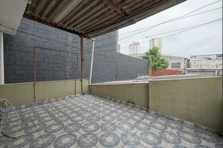 Casa à venda com 132m², 3 quartos e 2 vagasVaranda