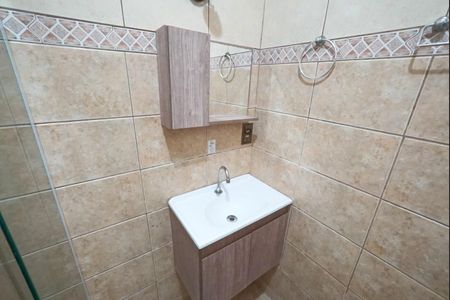 Casa à venda com 132m², 3 quartos e 2 vagasBanheiro