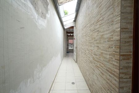 Casa à venda com 132m², 3 quartos e 2 vagasCorredor