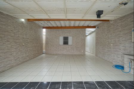 Casa à venda com 132m², 3 quartos e 2 vagasGaragem