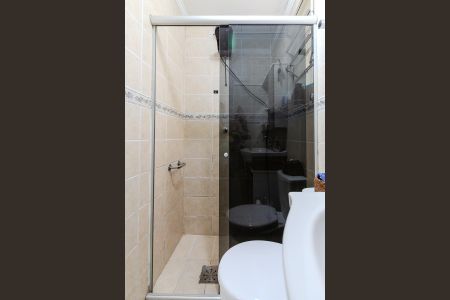 Banheiro Suíte de apartamento à venda com 1 quarto, 45m² em Santana, Porto Alegre