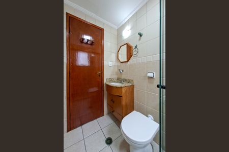 Apartamento para alugar com 90m², 2 quartos e 1 vaga Apartamento para alugar com 90m², 2 quartos e 1 vagaBanheiro da Suíte