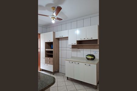 Apartamento para alugar com 90m², 2 quartos e 1 vaga Apartamento para alugar com 90m², 2 quartos e 1 vagaCozinha