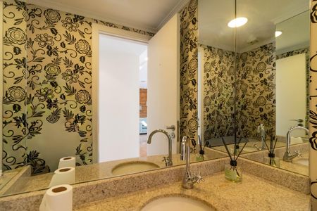 Apartamento para alugar com 130m², 2 quartos e 2 vagas Apartamento para alugar com 130m², 2 quartos e 2 vagasLavabo