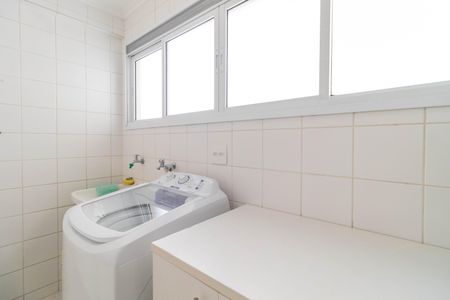 Apartamento para alugar com 130m², 2 quartos e 2 vagas Apartamento para alugar com 130m², 2 quartos e 2 vagasÁrea de Serviço