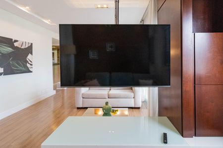 Apartamento para alugar com 130m², 2 quartos e 2 vagas Apartamento para alugar com 130m², 2 quartos e 2 vagasSala