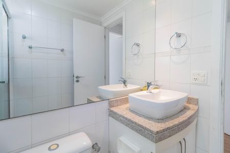 Apartamento para alugar com 130m², 2 quartos e 2 vagas Apartamento para alugar com 130m², 2 quartos e 2 vagasBanheiro