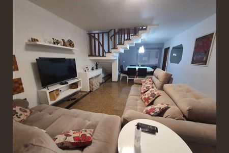 Casa à venda com 4 quartos, 269m² em Conjunto Residencial Brasilia, São Bernardo do Campo