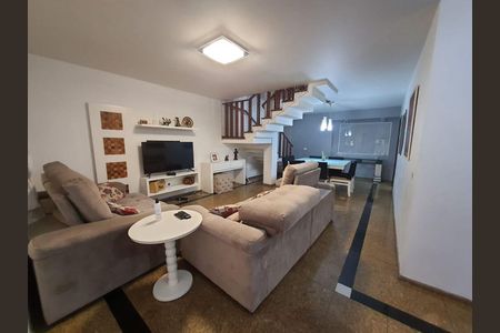 Casa à venda com 4 quartos, 269m² em Conjunto Residencial Brasilia, São Bernardo do Campo