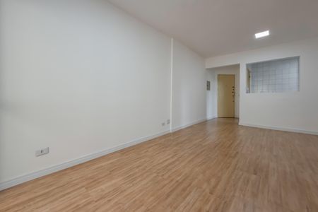 Sala de apartamento para alugar com 3 quartos, 75m² em Aclimação, São Paulo